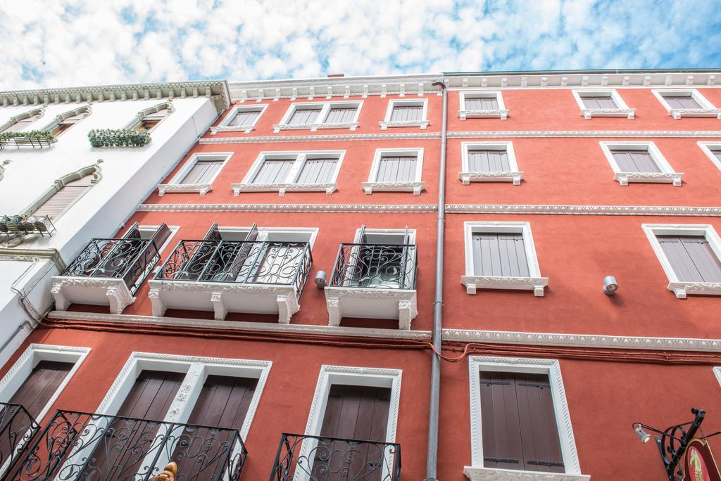 קיוג'ה Piccola Venezia Apartments מראה חיצוני תמונה